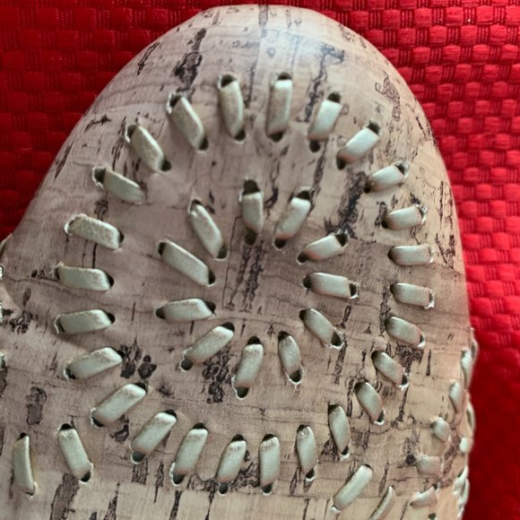 Pierre Dumas flats, Tan,gold stitching, 9M - Picture 6 of 7